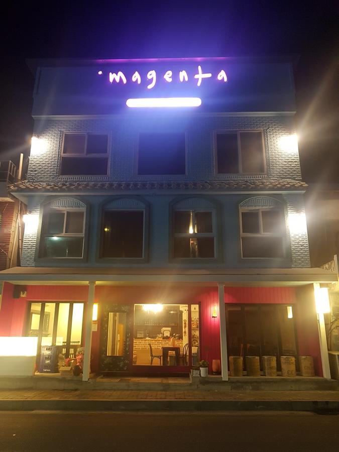 Magenta * Donghae